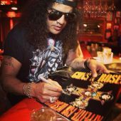 Slash solo 2014 0626_wof_release_party_us party (3)